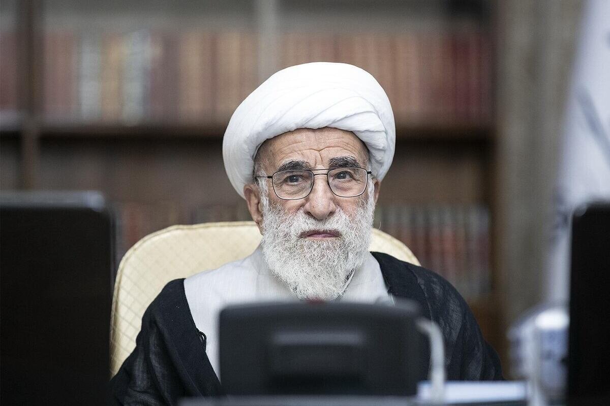 عکس | تصویری قدیمی از احمد جنتی مربوط به ۸۰ سال پیش
