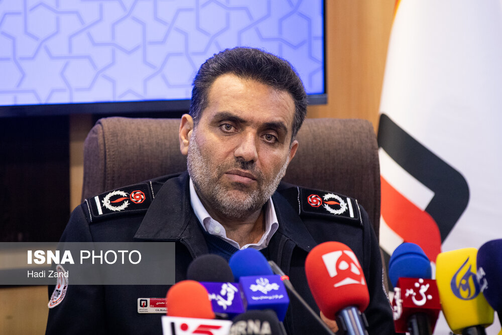 نوسازی بافت بازار تهران یک نیاز فرهنگی است/ در تولیدات جدید در خودروها باید خاموشکننده قرار بگیرد