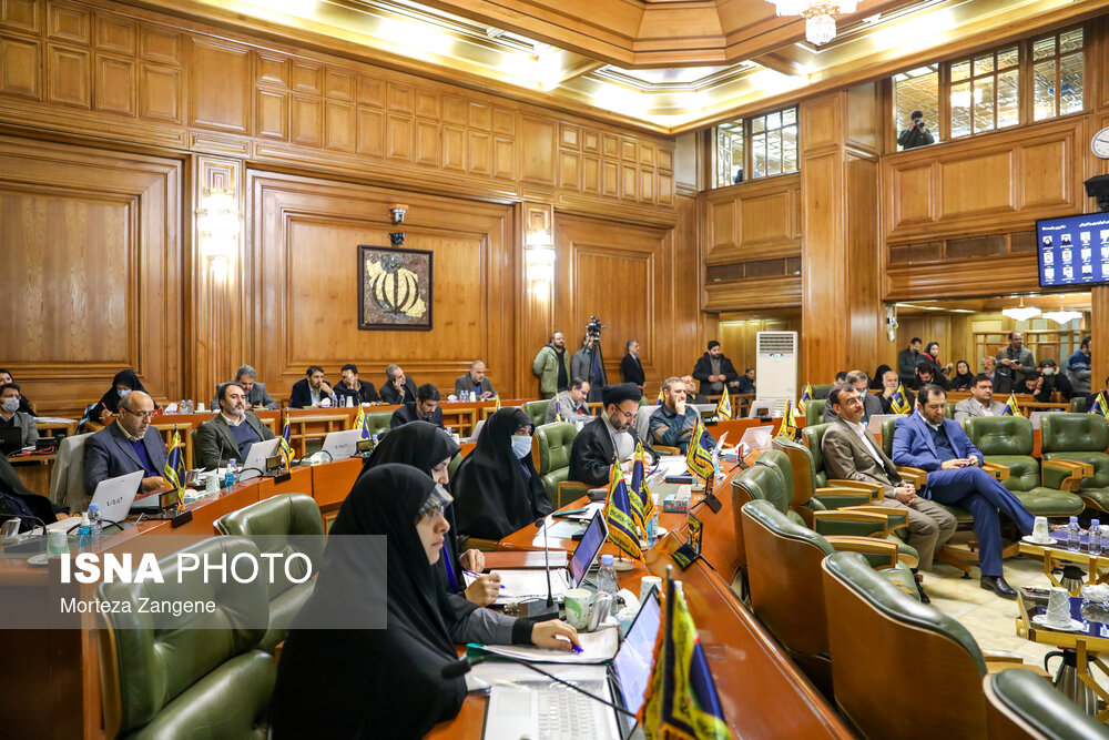 تنش و درگیری لفظی در صحن شورای شهر تهران