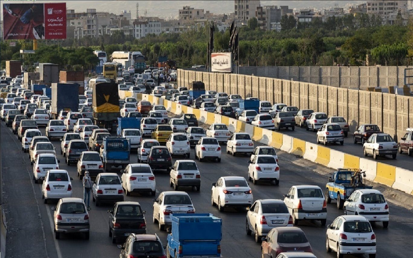 آخرین وضعیت ترافیکی و جوی محورهای مواصلاتی کشور/ بارش برف و باران در این مناطق