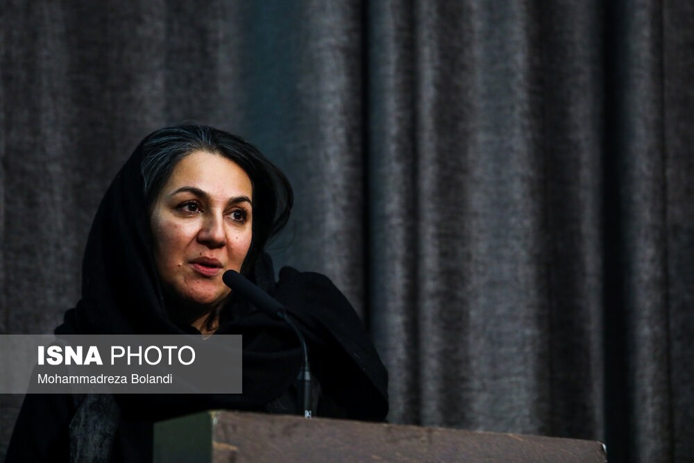 ستاره اسکندری : تلاش میکنیم زنده بمانیم و ادامه بدهیم