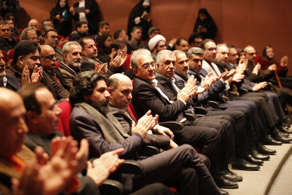 جوایز پژوهش سال سینمای ایران اهدا شد