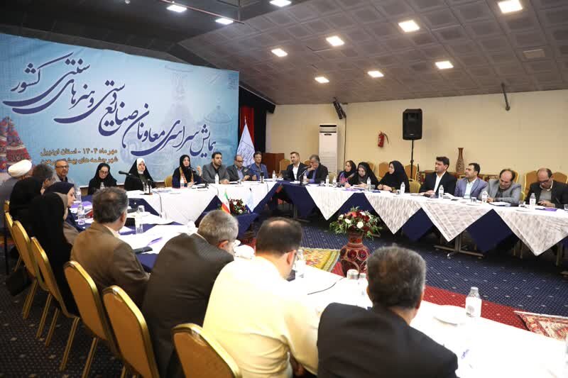 مردمیسازی صنایعدستی در دستور کار است/ همگرایی، همافزایی و همکنشی در رابطه با صنایعدستی اتفاق میافتد