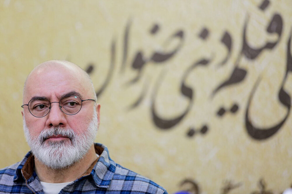 آماده سربازی برای ایرانم؛ هنرمندان در این مقطع به همگرایی برسند