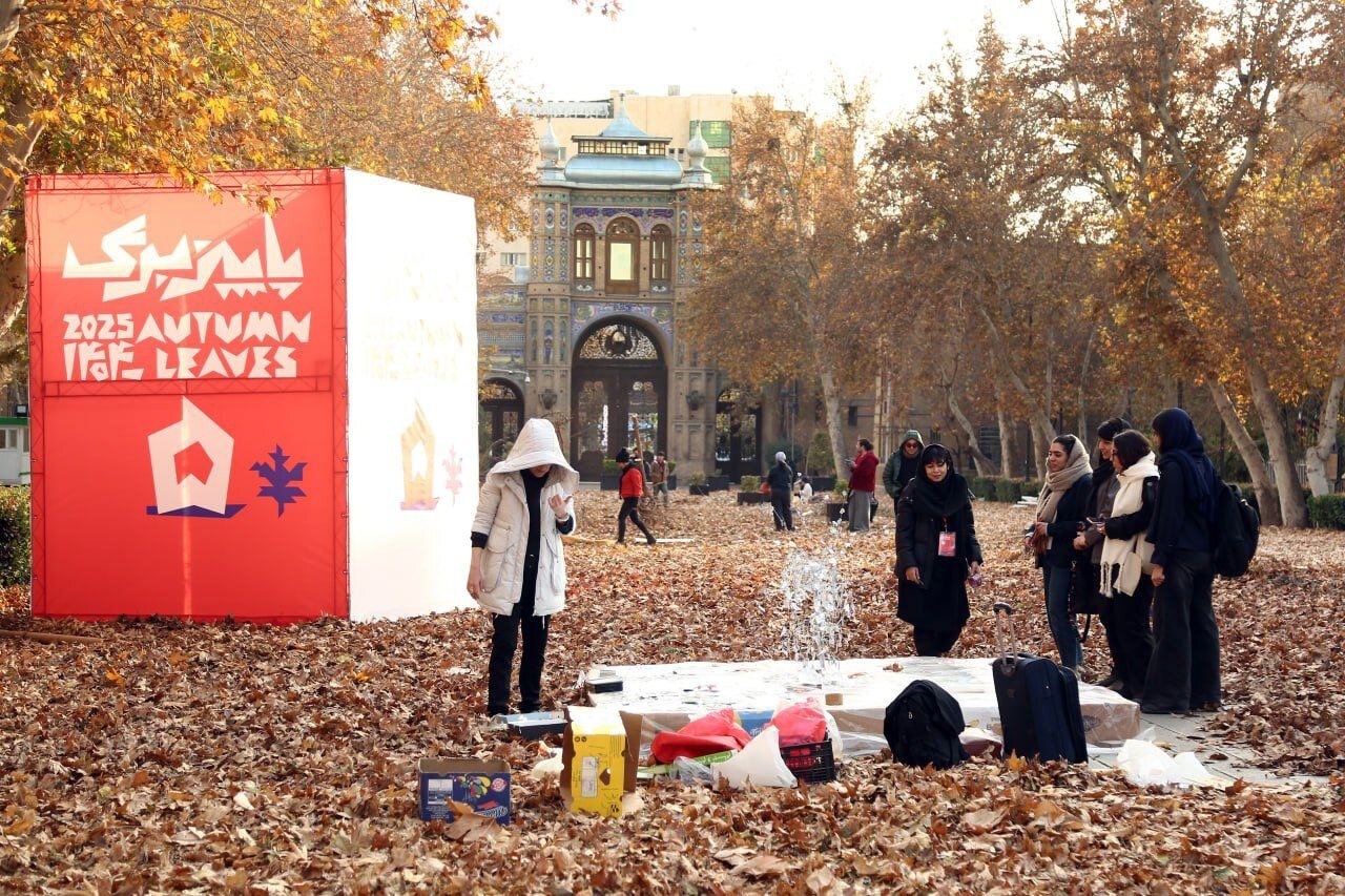 کمتوجهی به عکس در روایت مستند؛ رنگهایی که در میدان مشق جان گرفتند