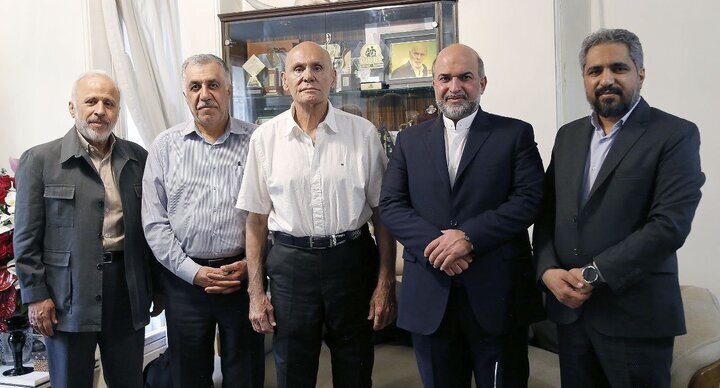 دیدار مدیرعامل صندوق اعتباری هنر با جمشید هاشمپور