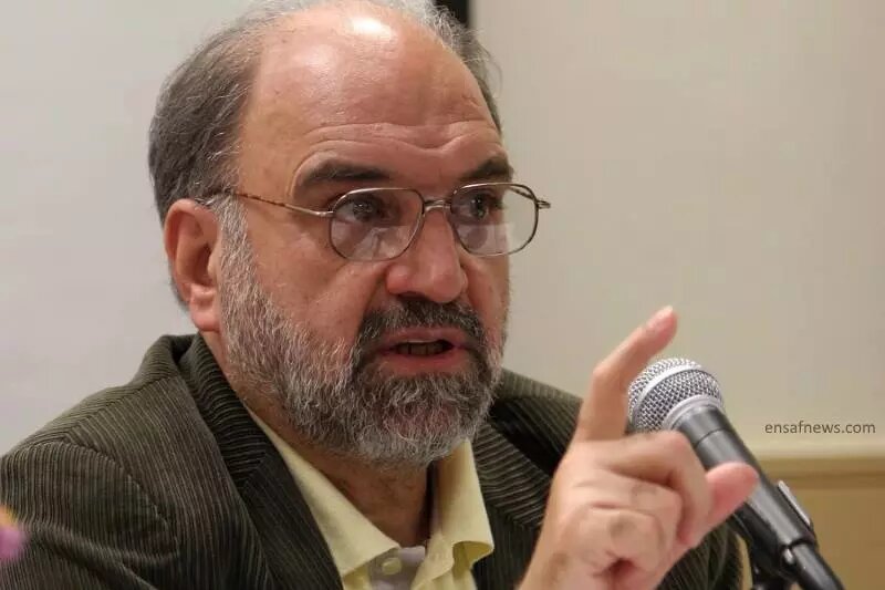 انتقاد تند عبدالکریم سروش از ایرانیان حامی حمله نظامی/ خیانتپیشگان، بیگانه را تشویق به تاختن میکنند/ پای او را میبوسند تا چنان خیانتی را تقویت کنند