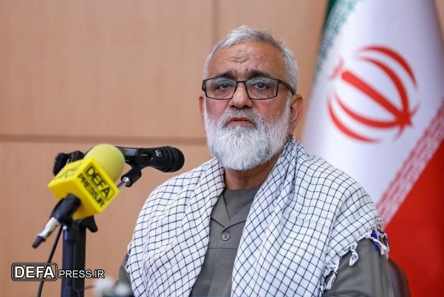 معاون سپاه پاسداران: امروز نتایج انتخابهای اشتباه گذشته آشکار شده است/ آمریکا که ۴۹ میلیون نفر زیر خط فقر دارد، نمیتواند الگوی موفقی باشد