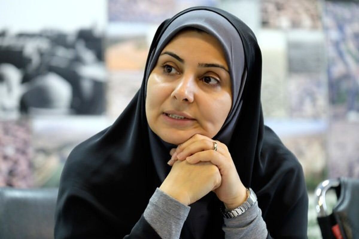 ردپای مافیای زمین در استیضاح وزیر راه؟/ حرفهای عجیب و غریب امضاکنندگان استیضاح وزیر راه/ تصمیم استیضاح فرزانه صادق در روز رأی اعتماد گرفته شده بود
