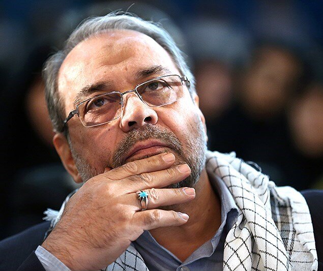 دبیر مجمع تشخیص: رئیسی پشتمیزنشین نبود/ او الگوی موثری برای همه دولتمردان است/ شهید رئیسی در کنترل بیماری کرونا و صادرات نفت اقدامات مهمی انجام داد