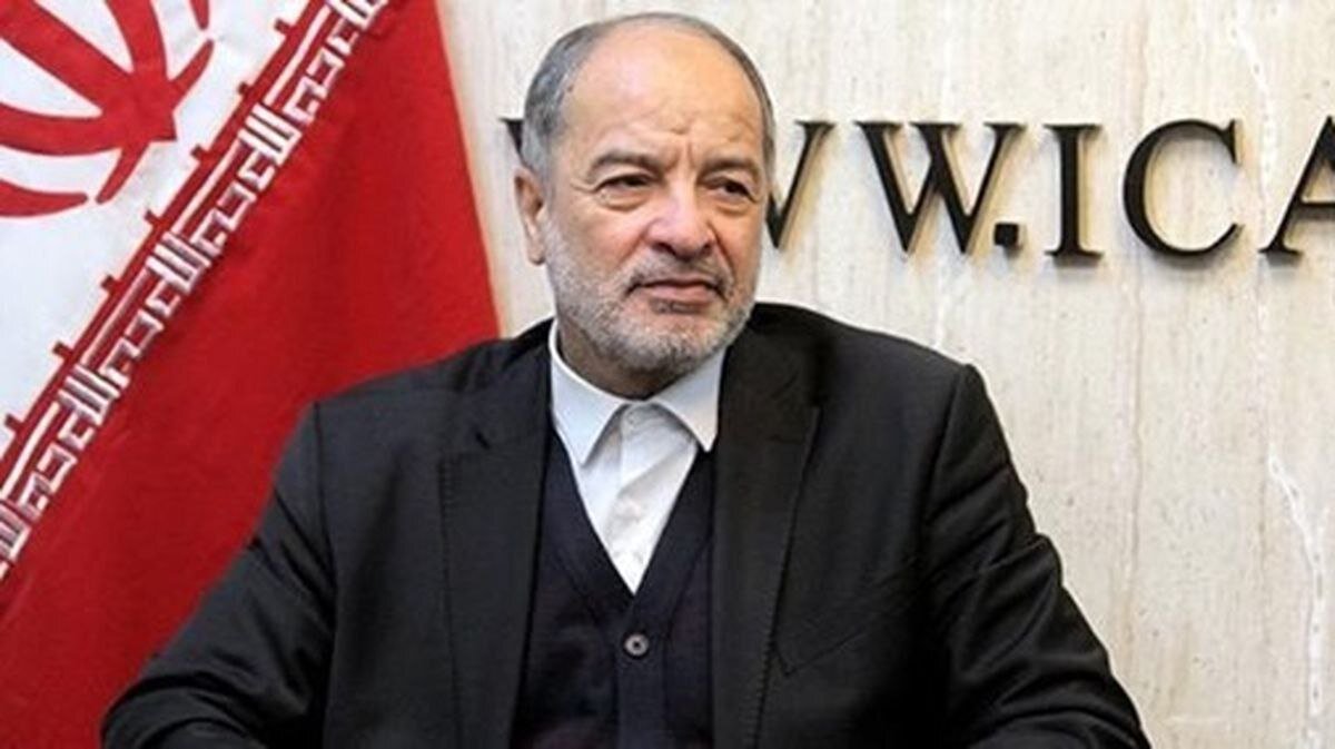 نماینده مجلس: غنیسازی حق مشروع ایران است/ انگلیس نگاه استعمارگرانه به کشورها دارد