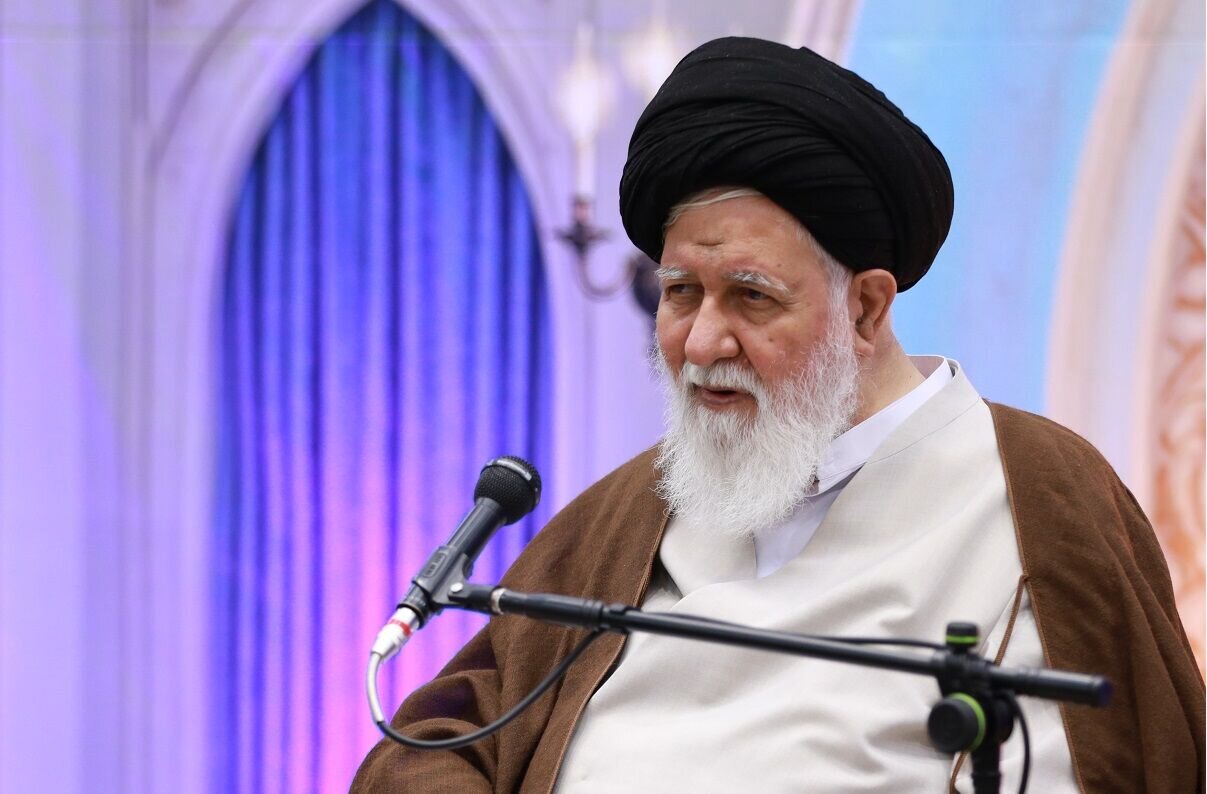 دفاع علم الهدی از قانون حجاب/ عدهای به دنبال آزادی بیحجابیها و لاابالیگری ها هستند/ خاطر مقامپرستی آیات خدا را تکذیب میکنند