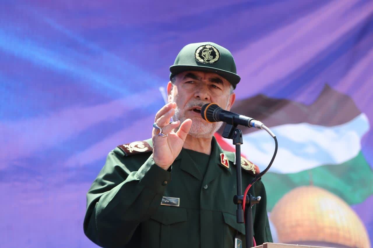 معاون سیاسی سپاه: بازاریان صف خود را از اغتشاشگران جدا کردند / مردم در جنگ ۱۲روزه دشمن را به خوبی شناختند