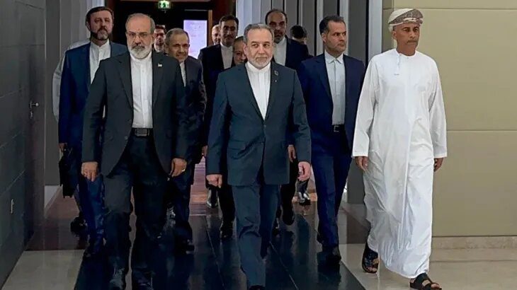 آیا تغییر مکان مذاکرات اخیر از ترکیه به عمان کار درستی بود؟/ کارشناس روابط بین الملل: نه