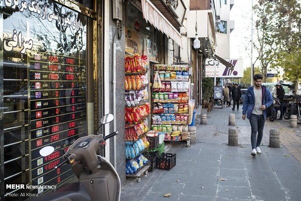 جهشهای ارزی؛ از آب رفتن شیرین بدهیهای دولتی تا انتظارات تورمی