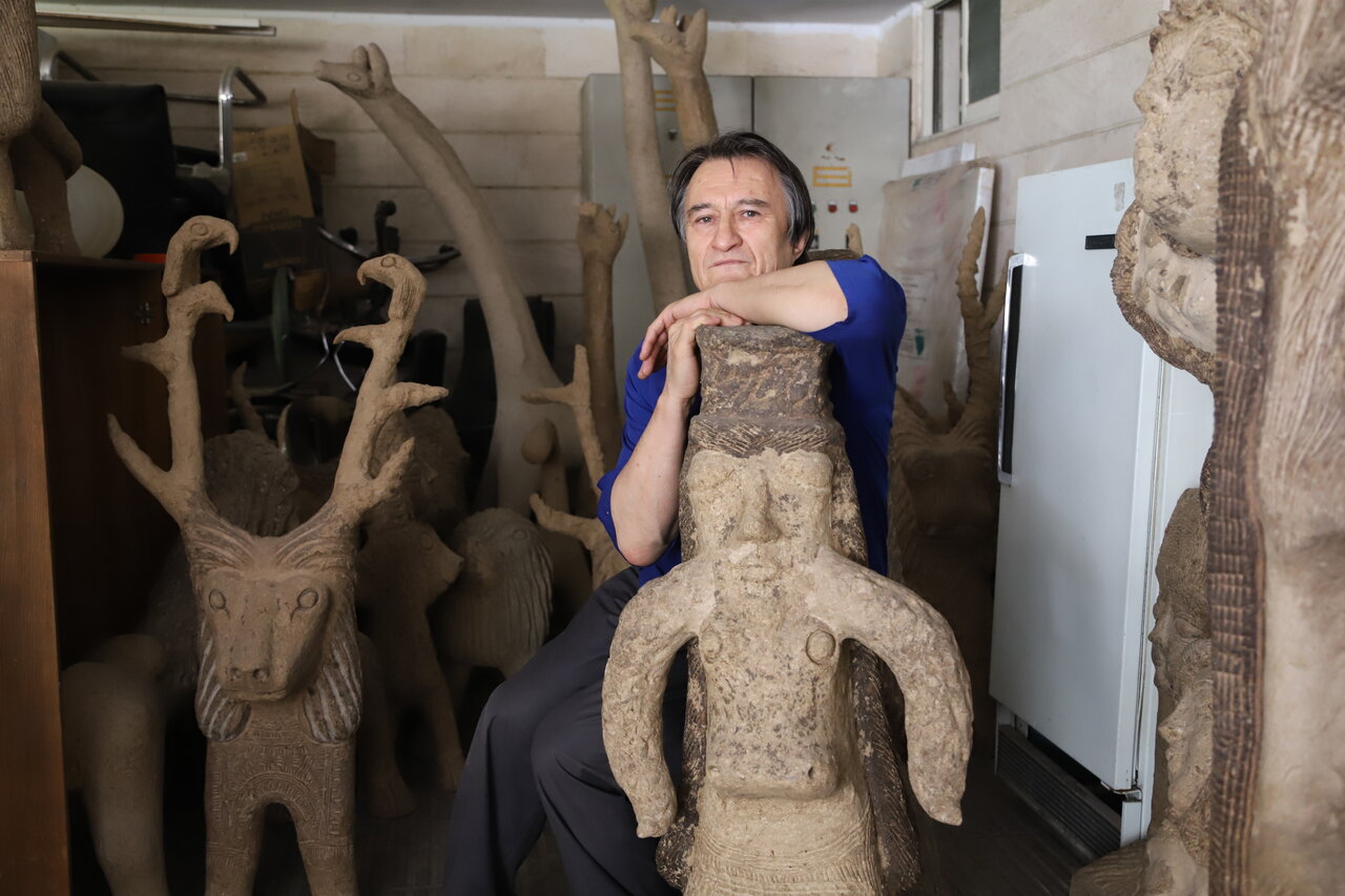 چوپان که مجسمهساز شد