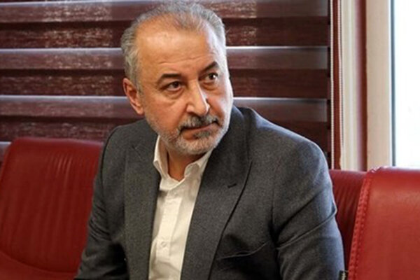 درویش: آن بازیکنان ۷۰ میلیارد تومان اضافه میخواستند!