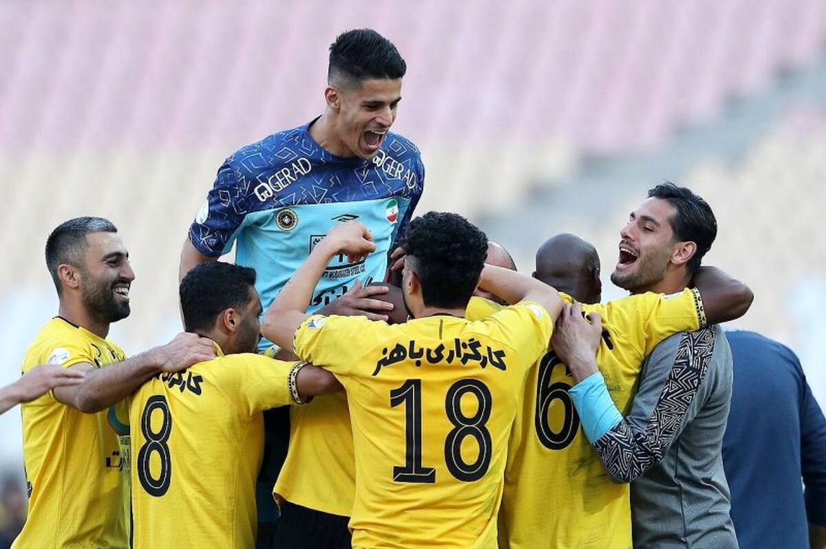 نیازمند امروز رسما پرسپولیسی می شود