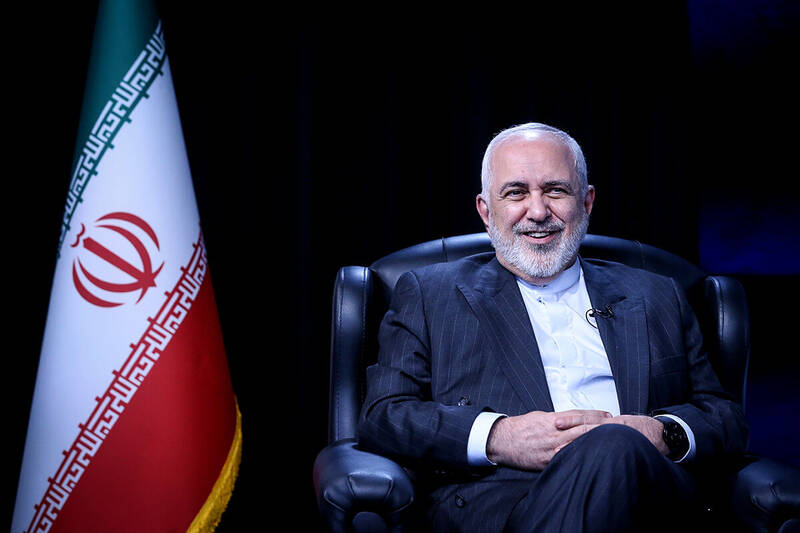 ظریف: آژانس خود را از ننگ جنایات جنگی گروسی پاک کند