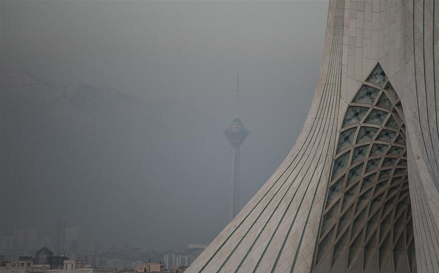 تهران در شرایط بسیار ناسالم/ چرا هوای پایتخت آلوده شد؟