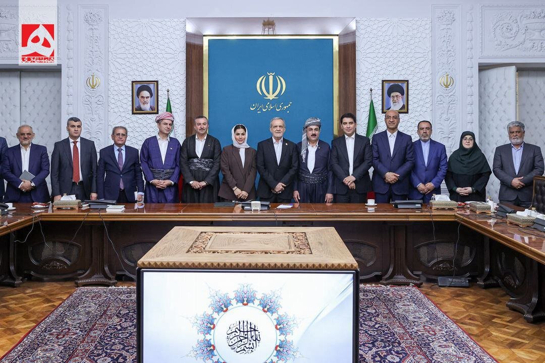 کشف حجاب استاندار حلبچه در تهران! + تصاویر