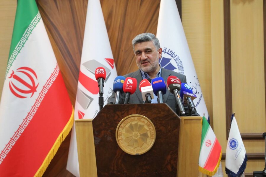 بازار سرمایه باید در دوران ابهام منصفانه و کارا مدیریت شود/ اکنون وقت ناامیدی و بنبست فرضکردن اقتصاد نیست/ بهجای منفعل بودن کمک کنیم مسیر اقتصاد ایران روشن شود + ویدئو
