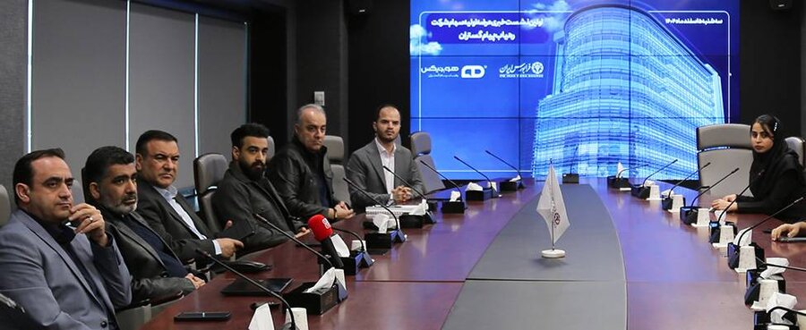 مالک ۲۴ درصد از بازار پیامک به بازار نوآفرین فرابورس آمد