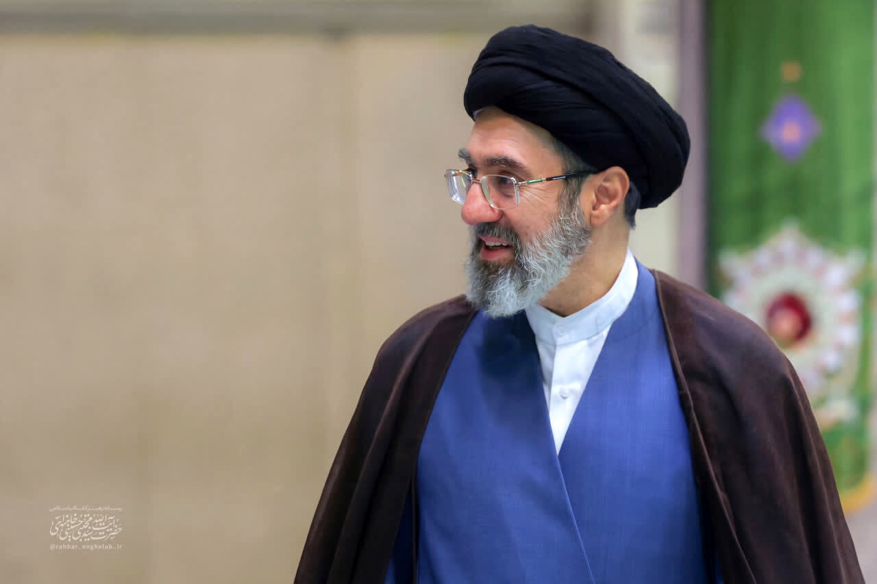 پیام قدردانی رهبر انقلاب از ملت عراق؛ مردم مؤمن عراق حماسهای عظیم و پرمعنا آفریدند