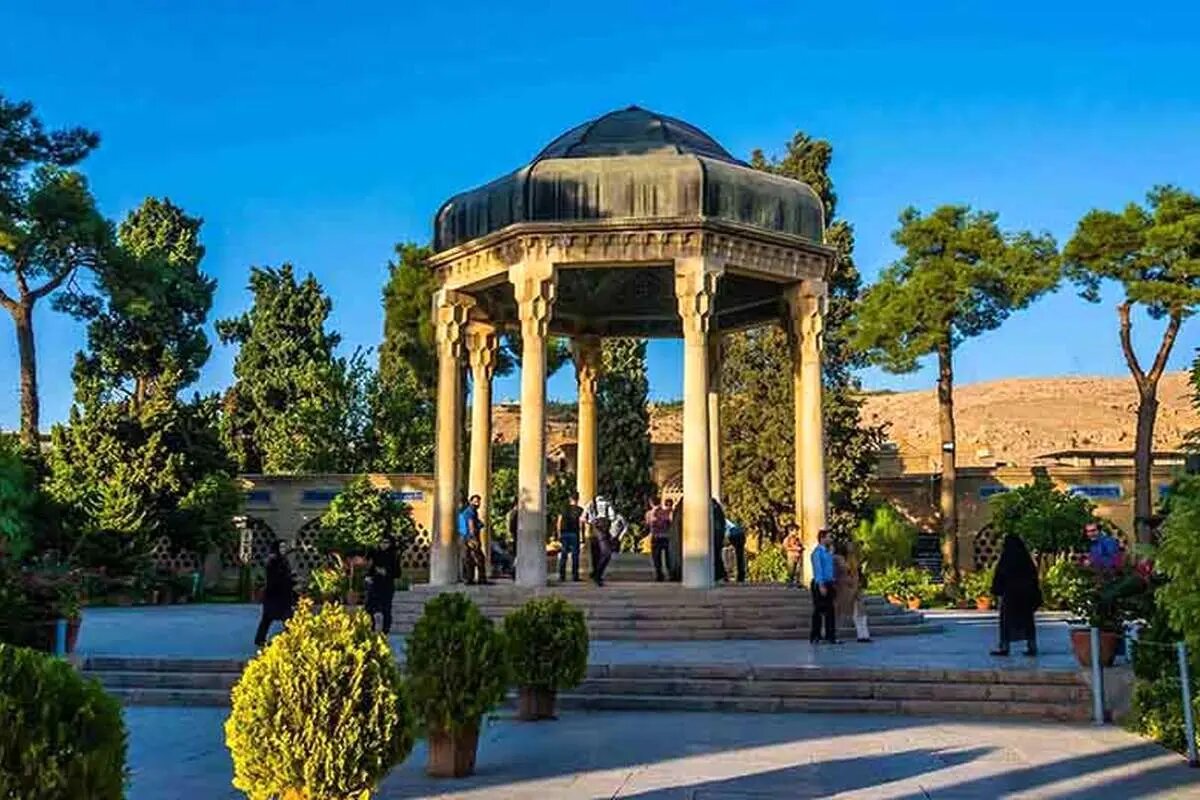 این مکانها در لحظه تحویل سال تعطیل هستند
