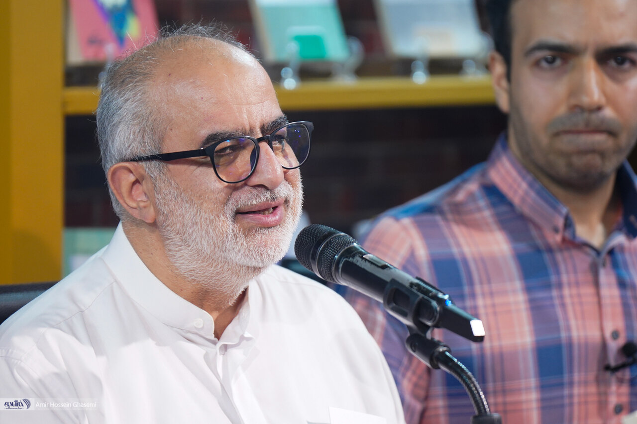 در جستوجوی «کیفیت»، درباره عبدالله گیویان؛ از آیین تا رؤیای ملی/ کیفیت برای عبدالله بیش از آنکه یک روش باشد، یک نحوۀ زیست است