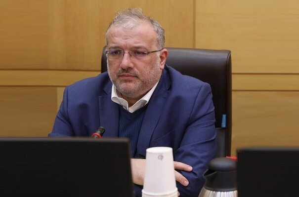 فرید موسوی: رفع محدودیتهای اینترنت به مردم منتقل میکند که حاکمیت به کاهش شکافها باور دارد/ در حوزه اجتماعی باید از سختگیریهای غیرضروری کاسته شود