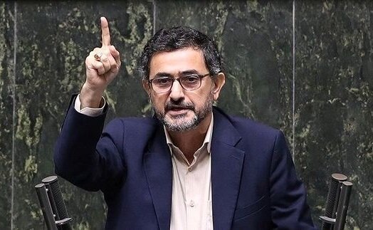 سوال نماینده تهران از رییس صداوسیما؛ چرا اعصاب مردم را خُرد میکنید؟!/ چرا «رسانهی ملّی» را به «سرانه ترامپ» تبدیل کردید؟! + تصویر