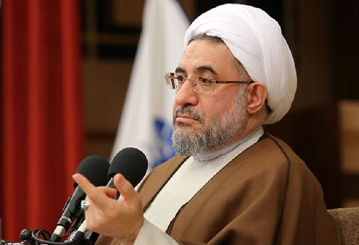 چرا این عضو مجلس خبرگان از نهج البلاغه خواندن پزشکیان ناراحت است؟/ اگر رئیس جمهور سکولار باشد خوشتان می آید؟