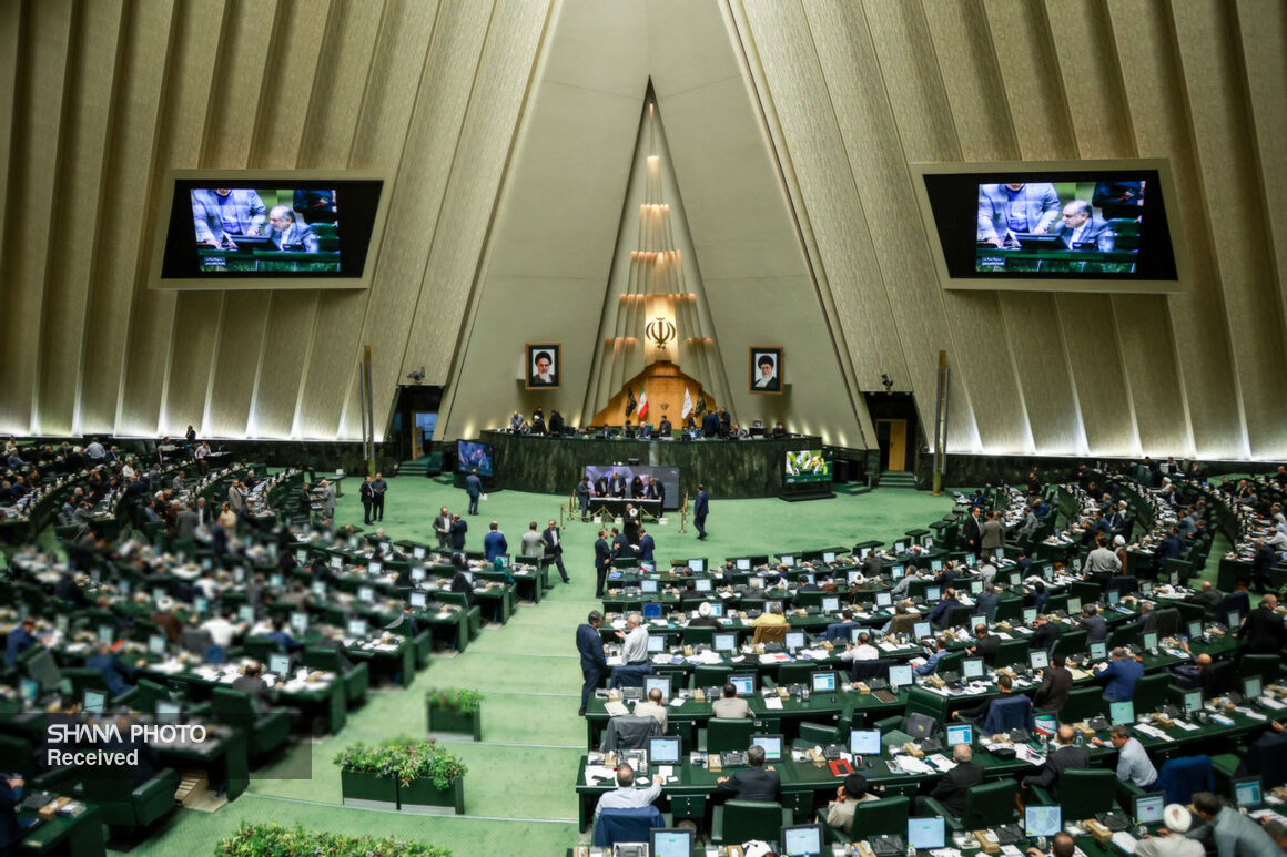 مجلس پیگیر شتاببخشی به بازسازی پتروشیمیهای آسیبدیده است