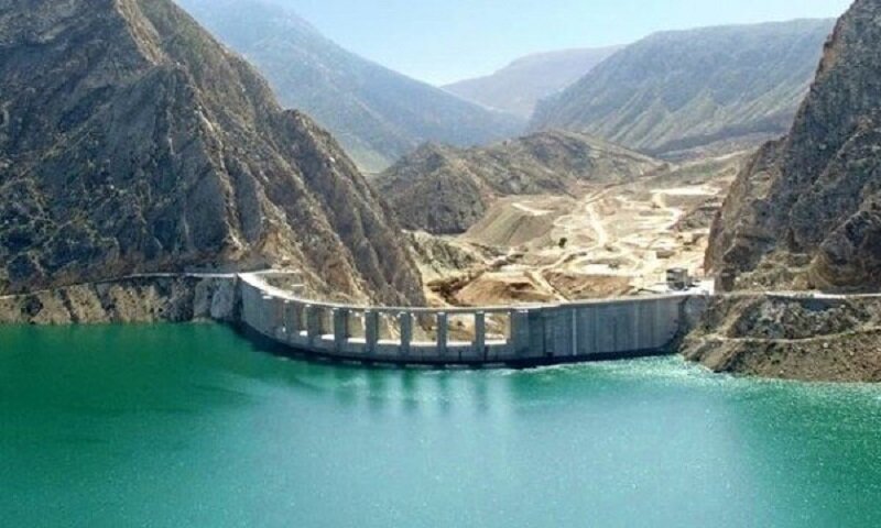 امسال آب تهران جیرهبندی می شود؟ | اعلام میزان صرفه جویی شهروندان پایتخت در سال گشته