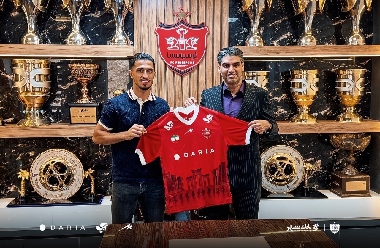 رسمی | عقد قرارداد آقای گل با پرسپولیس