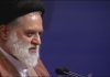 عکس | سید مصطفی خامنه ای فرزند رهبر شهید در حال زیارت مزار حضرت ابالفضل العباس(ع)
