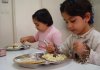 ۱۸۰ هزار کودک زیر پوشش یارانه غذایی ۱۸۰ هزار کودک زیر پوشش یارانه غذایی