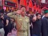 ببینید | اشکهای جاری یک افسر عراقی با ادای احترام نظامی در وداع با رهبر شهید انقلاب ببینید | اشکهای جاری یک افسر عراقی با ادای احترام نظامی در وداع با رهبر شهید انقلاب