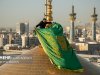 پرچم سبز رضوی بر فراز گنبد امام رضا(ع)
