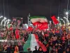 رشت در شب ۲۴۱؛ حضور مردم با نوای میثم مطیعی رشت در شب ۲۴۱؛ حضور مردم با نوای میثم مطیعی