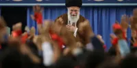 ببینید | فایل صوتی روایت حضرت آیت‌الله خامنه‌ای از لحظه‌ای که در مکه خبر تسخیر لانه جاسوسی را دریافت کردند + (فیلم)