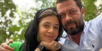 عکس | تلفن‌های همراه پژمان بازغی و دخترش در مراسم داریوش مهرجویی سوژه شد