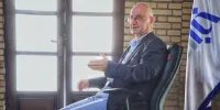 تصاویر | چهره خونسرد و آرام نماینده ارامنه جنوب ایران رد مواجهه با سوالات چالشی درباره کوچ اجباری ارمنی‌ها