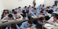 عکس | حرکت بی‌نظیر یک دانش‌آموز کلاس پنجمی در فریدن بعد از پیروزی در انتخابات شورای دانش‌آموزی