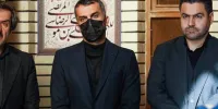 عکس | تصویری تلخ از محمدحسین میثاقی در غم‌واندوه مادرش