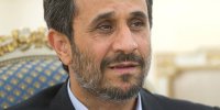 عکس | تصویری از کبودی زیر چشم محمود احمدی‌نژاد جنجالی شد