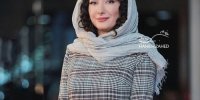 عکس | تصویر جدید هانیه توسلی روی چمن‌های پارک در حال گوش کردن به موزیک!