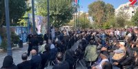 پیام دردناک صفا، پسر داریوش مهرجویی در مراسم پدرش+ فیلم