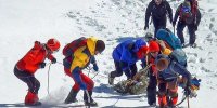 حضور هزاران نفر در مراسم تشییع کوهنوردان + فیلم